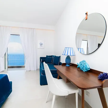 Residenza Al Pesce D'oro 2* Амальфі