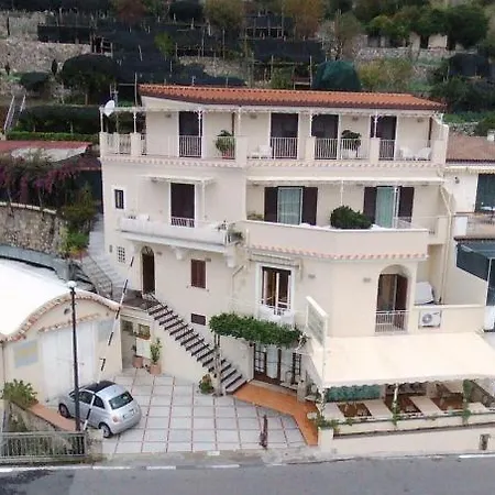 Residenza Al Pesce D'oro ベッド・アンド・ブレックファスト アマルフィ