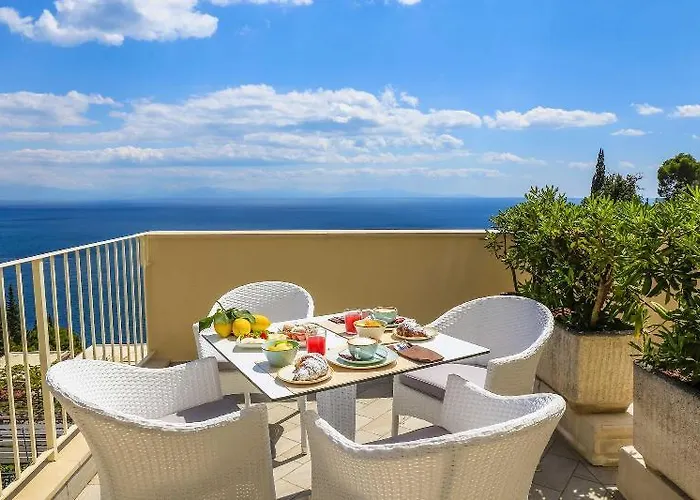 Residenza Al Pesce D'oro 4* Амальфи
