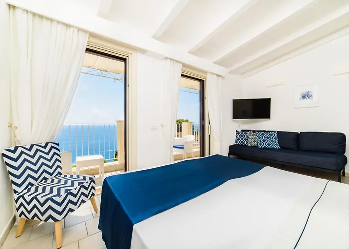 فندق مبيت وإفطار Residenza Al Pesce D'oro 4*